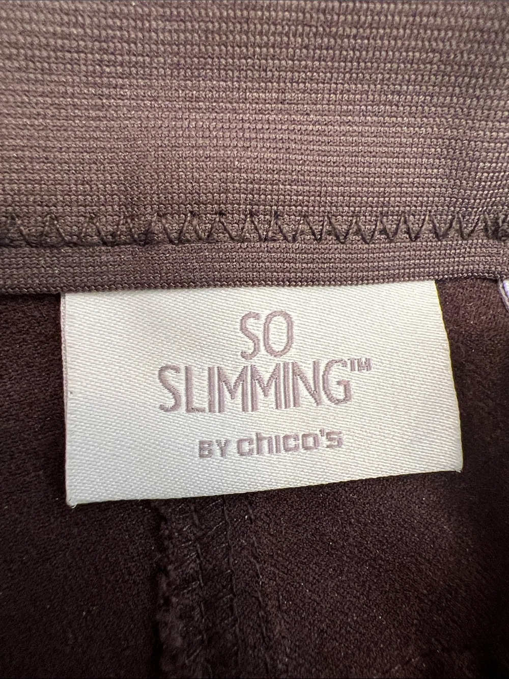 Chico’s So Slimming Jeans in Brown 1.5 R EUC - Picture 2 of 12